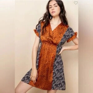 THML Anthropolgie V-Neck Animal/Floral Flutter Sleeve Pullover Frock - SZ Small